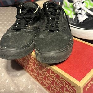 Vans size 10.5 decent shape just a lil clean will do the job !! 2 pairs!!